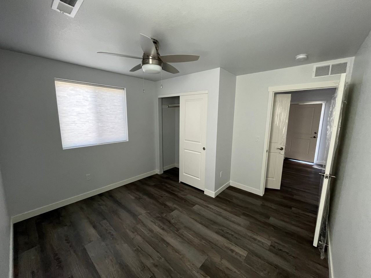 4342 W Custer Pl - Photo 5 of 13