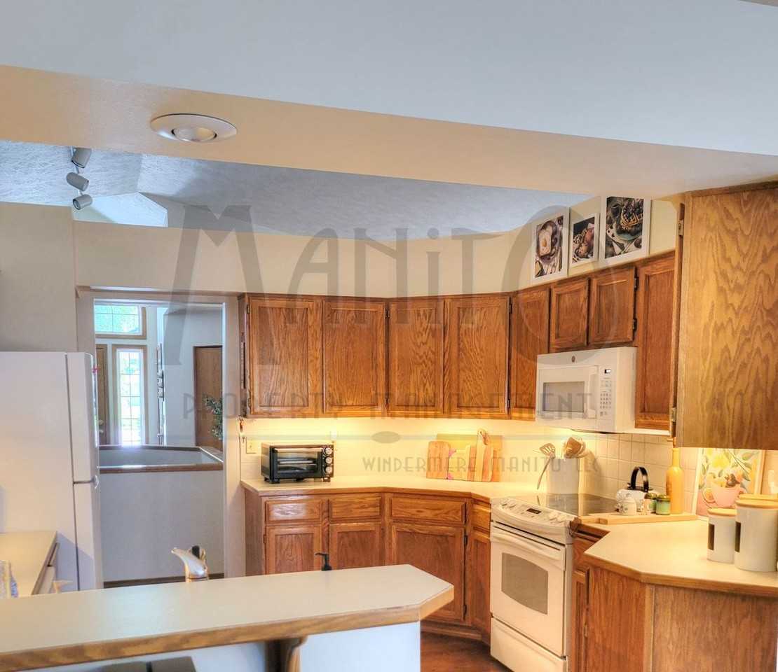 2502 E 58th Ln - Photo 7 of 14