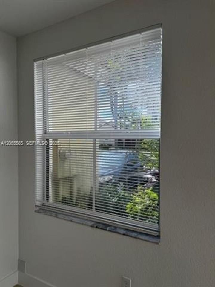 4017 4017 SW 149th Ct th 4017 - Photo 4 of 19