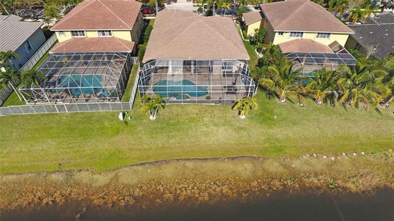 1182 Peregrine Way #1182 - Photo 3 of 29