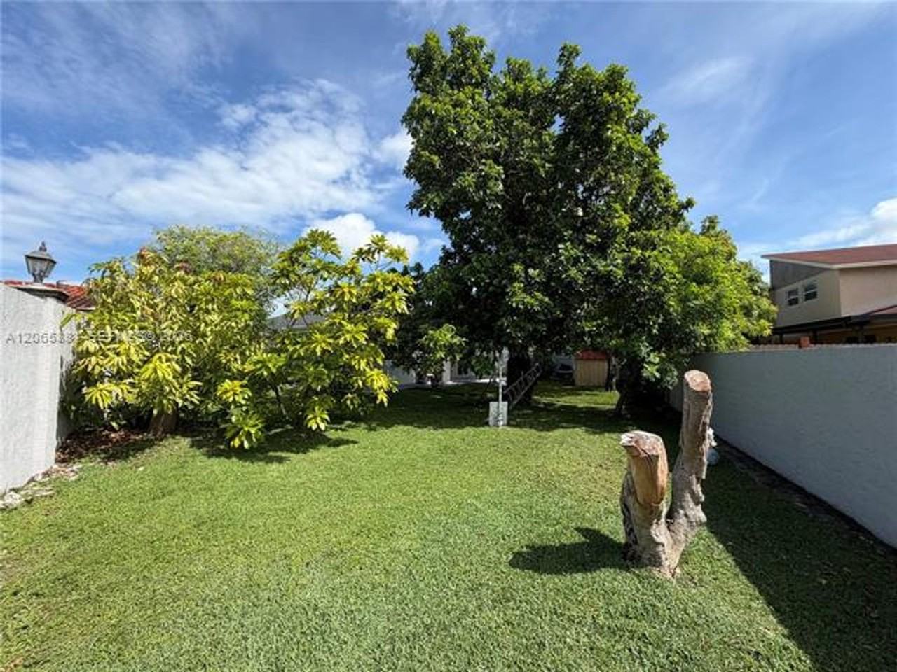3613 Sw 112th Pl #3613 - Photo 5 of 50