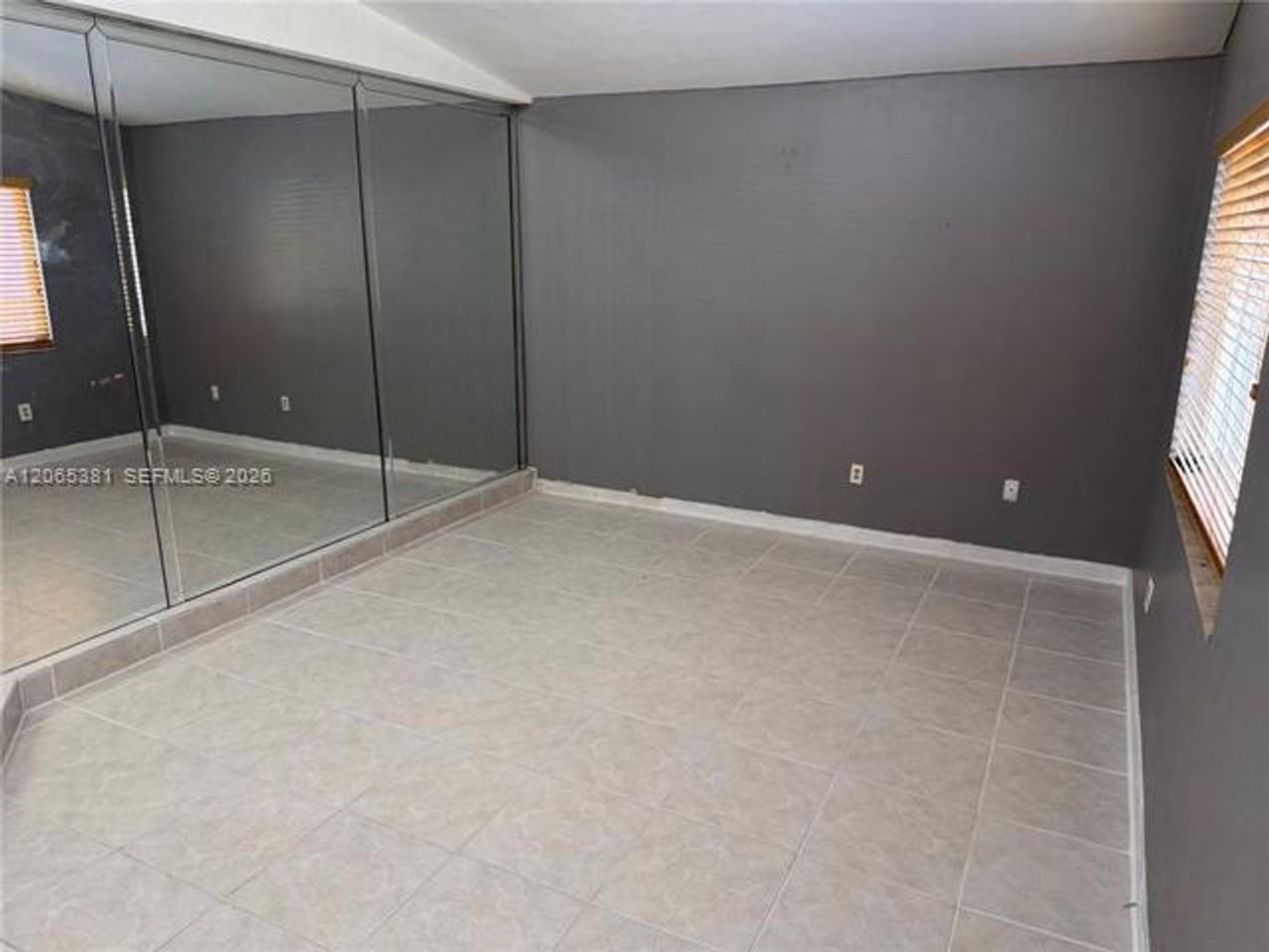 3613 Sw 112th Pl #3613 - Photo 6 of 50