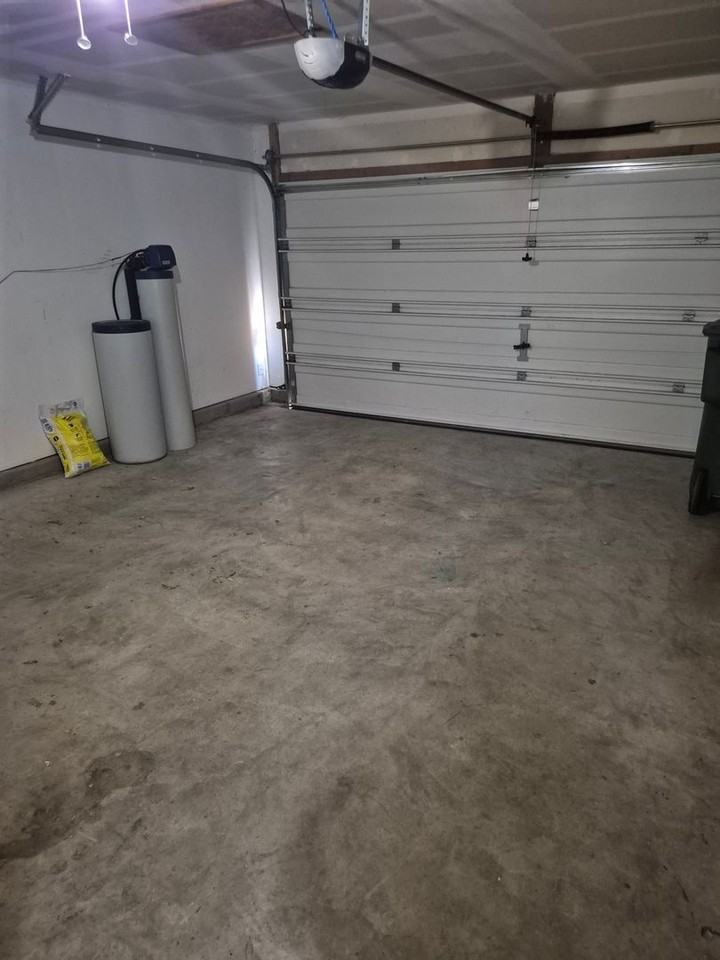 8917 Lonesome Oak Dr - Photo 5 of 16