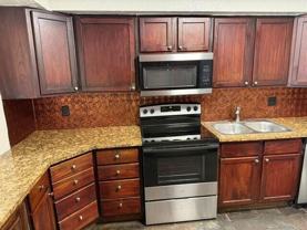 103 Ne 28th St - Photo 1 of 1