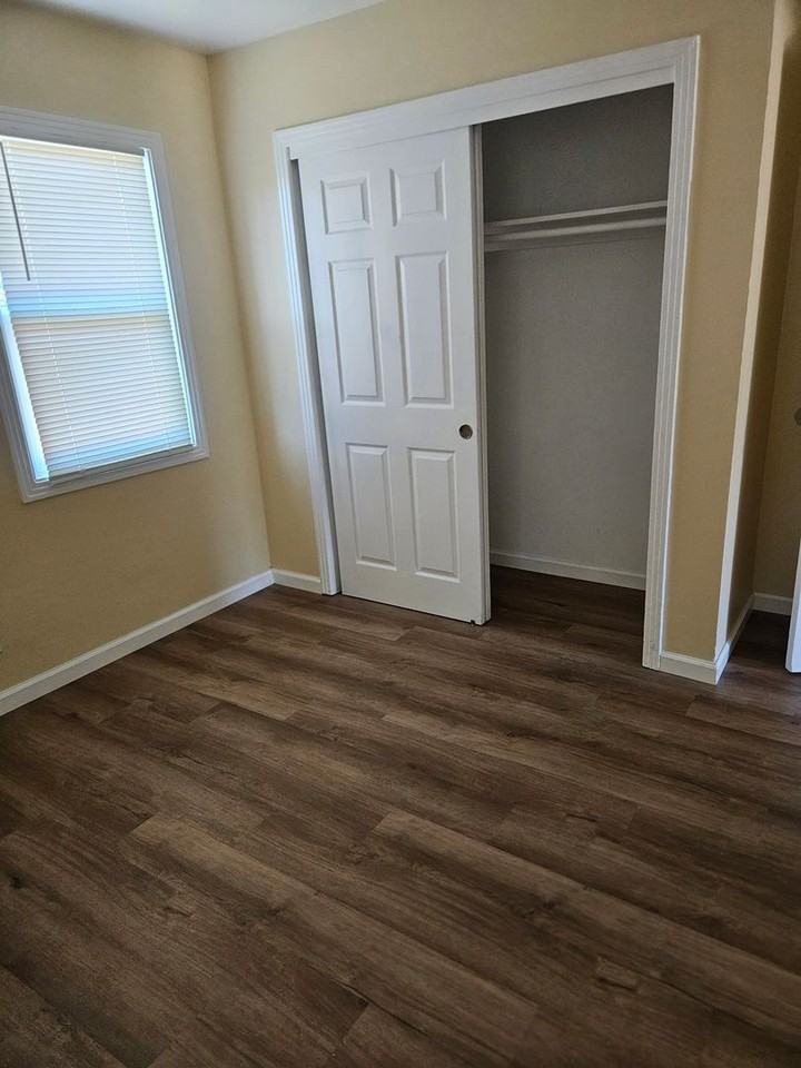 5319 Gordon Dr - Photo 5 of 12