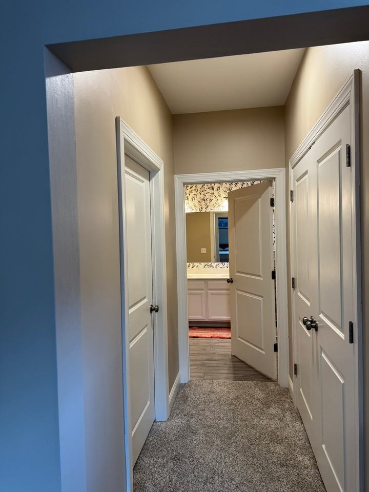 1909 Gladys St - Photo 4 of 11