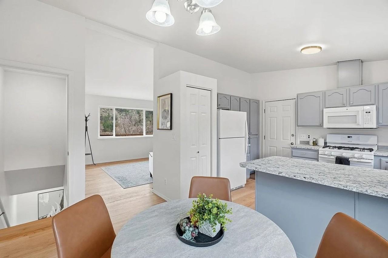 1919 W 27th Ave - Photo 5 of 32