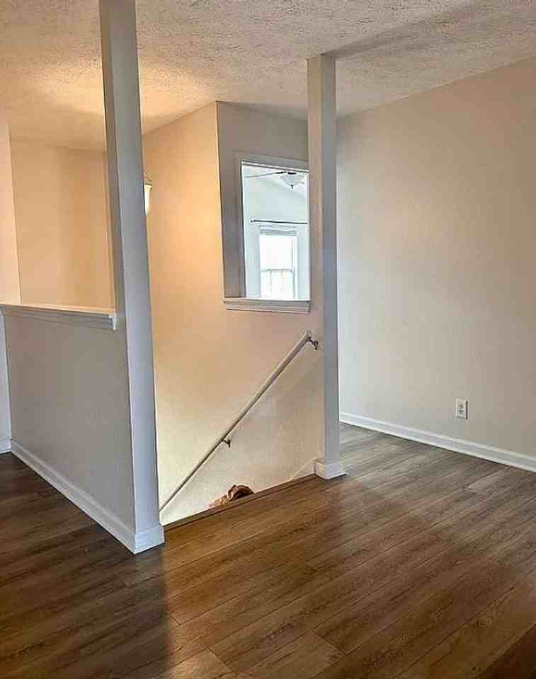 710 Elijah St - Photo 4 of 25