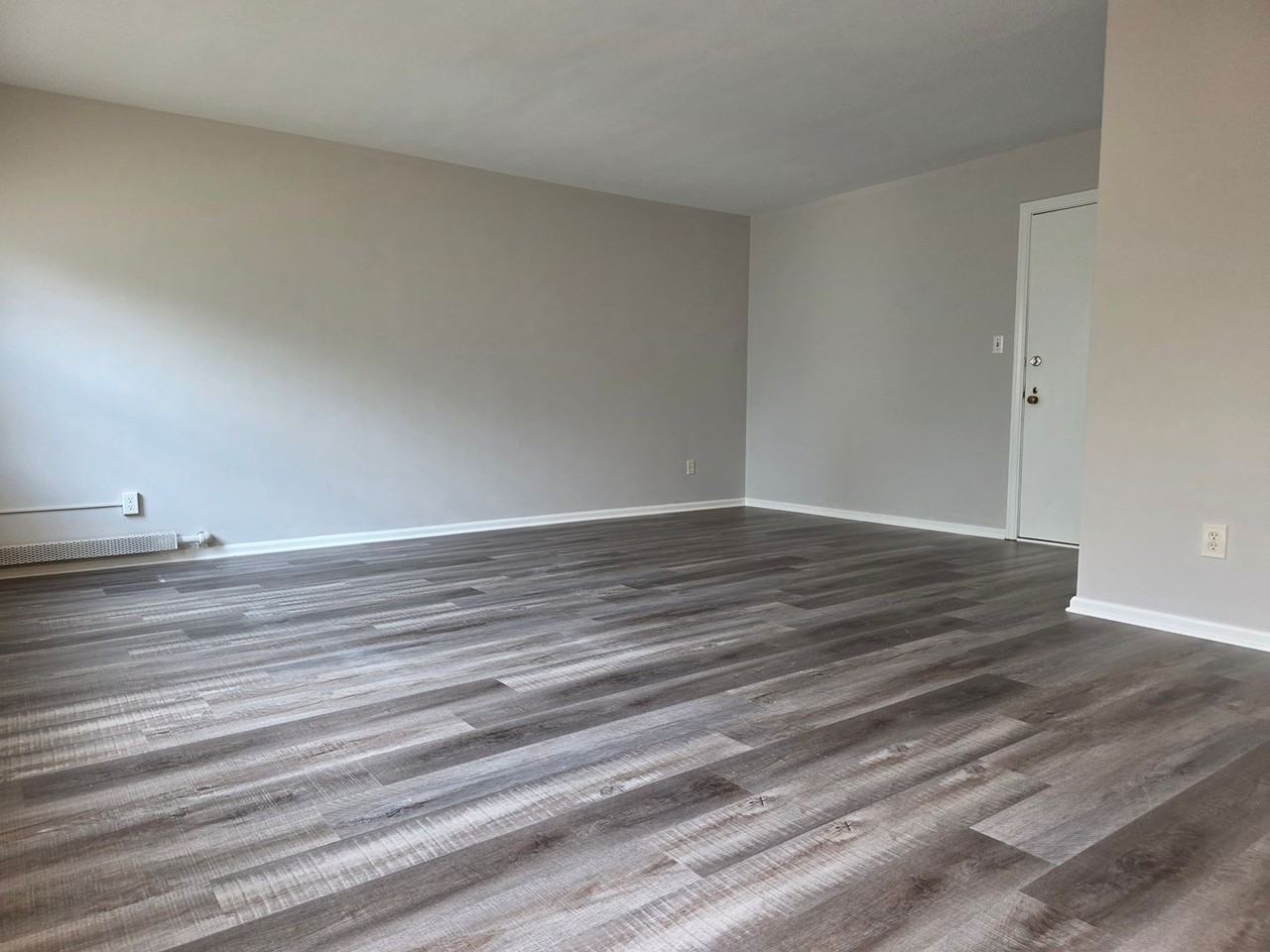 13773 Cedar Rd #109 - Photo 4 of 11
