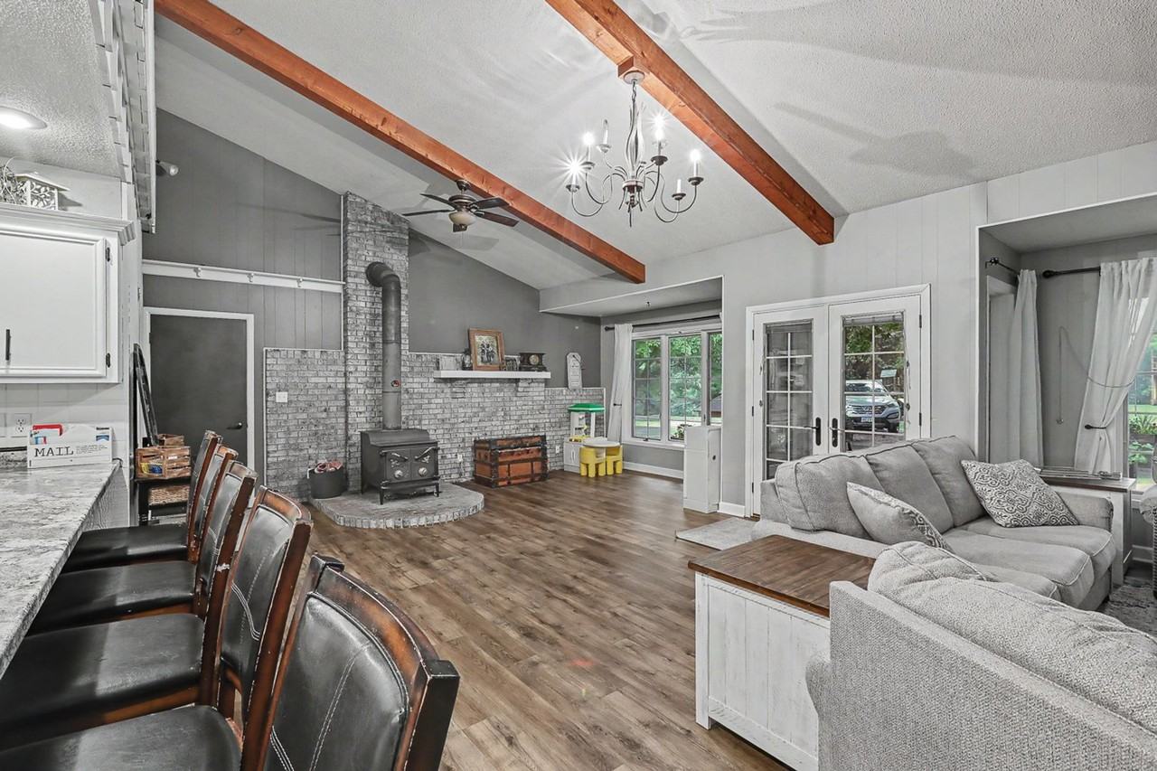 285 240th Pl - Photo 2 of 34