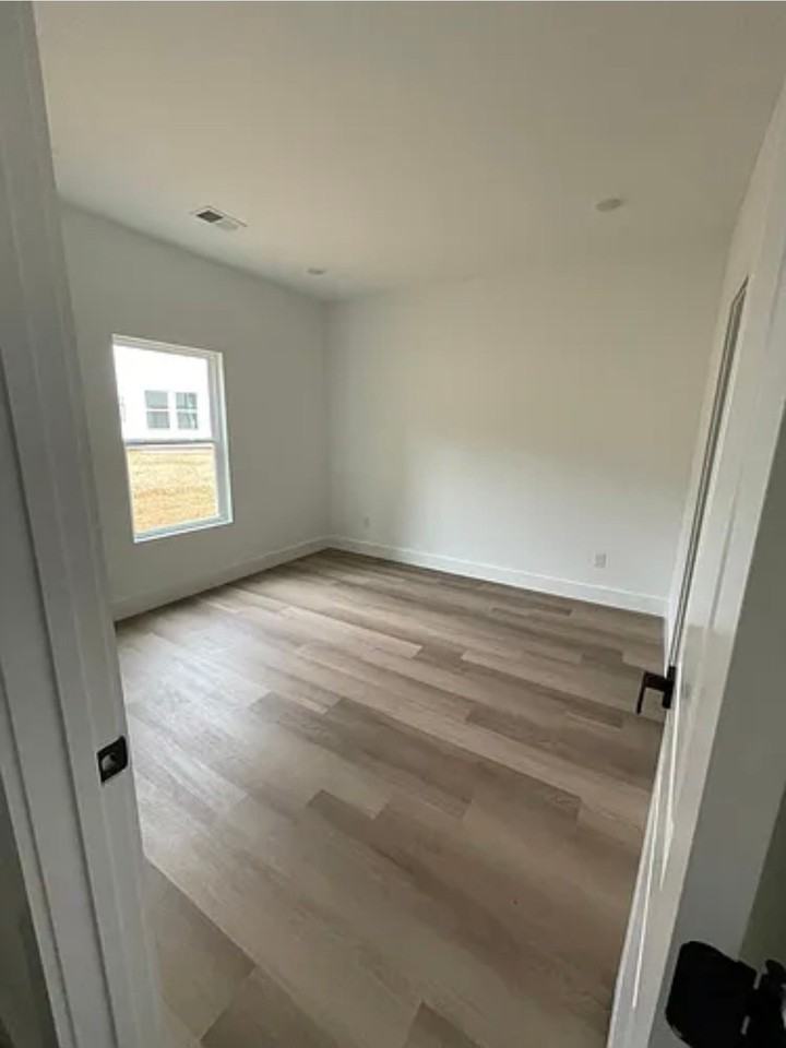 50 Beverly Hills Dr - Photo 4 of 20