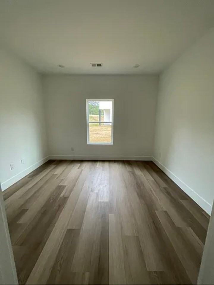 50 Beverly Hills Dr - Photo 5 of 20