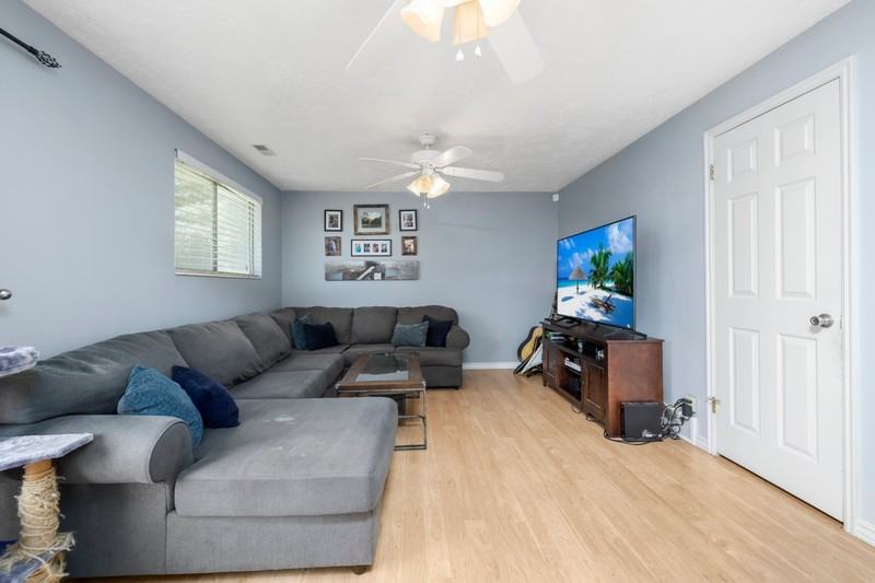 4113 W Cheltonham Way - Photo 5 of 21