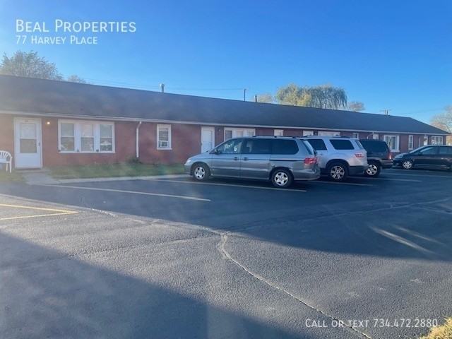 77 Harvey Pl - Photo 2 of 15