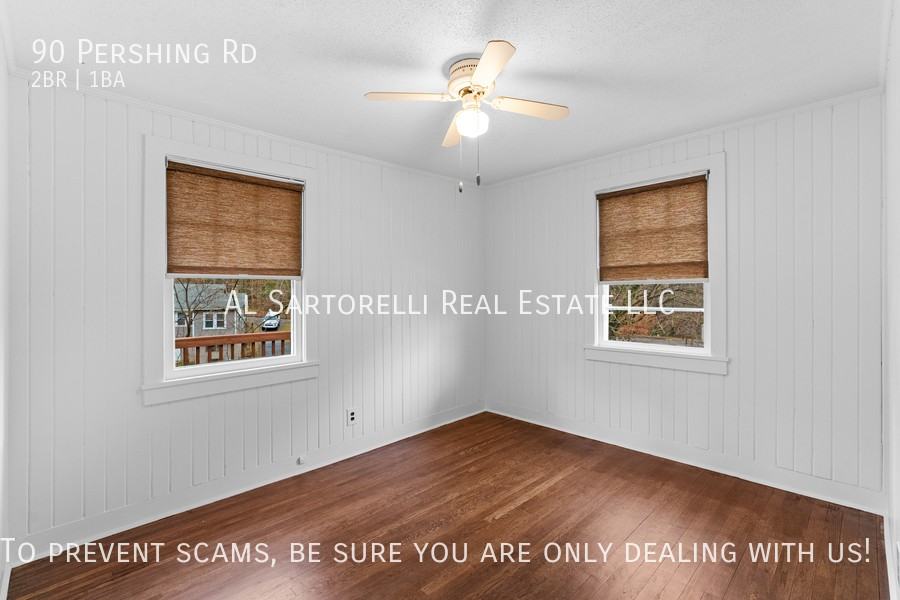 90 Pershing Rd - Photo 3 of 17