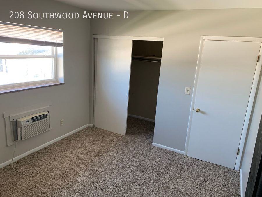 208 Southwood Ave #D - Photo 6 of 10