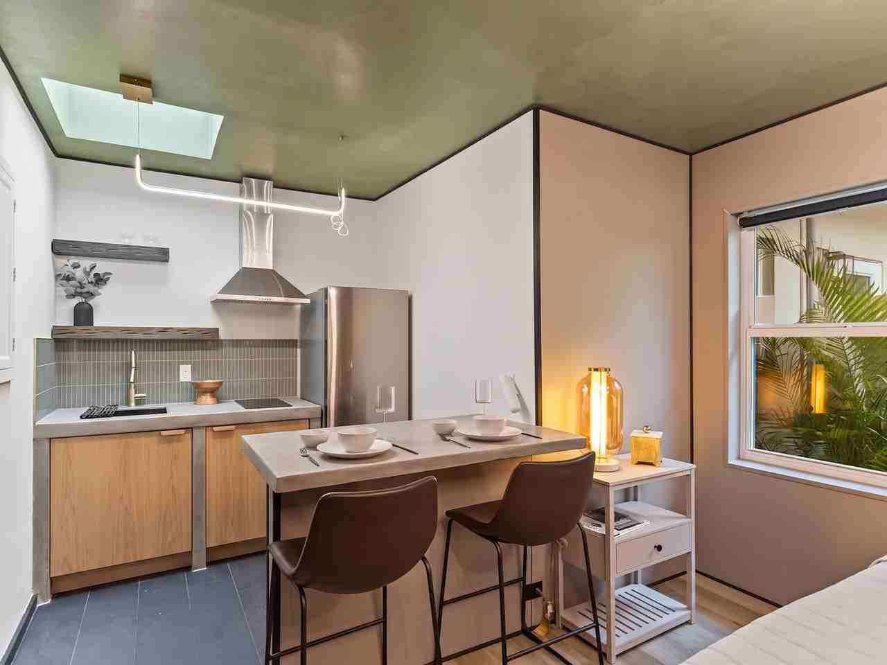 499 Ne 112th St - Photo 3 of 3