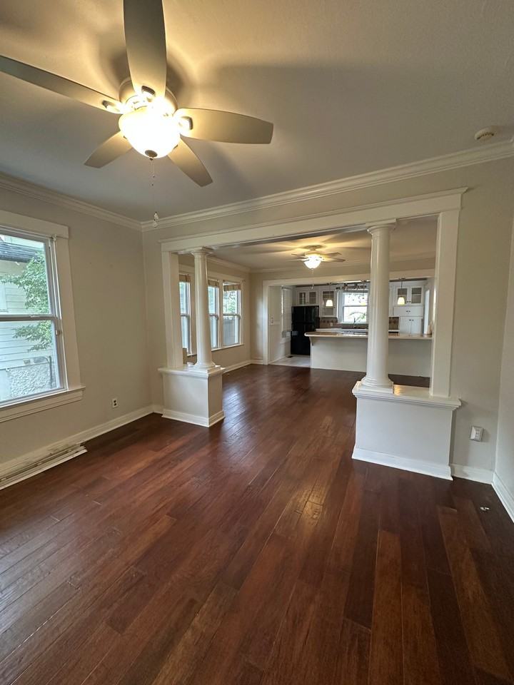 419 Beechwood St - Photo 2 of 8