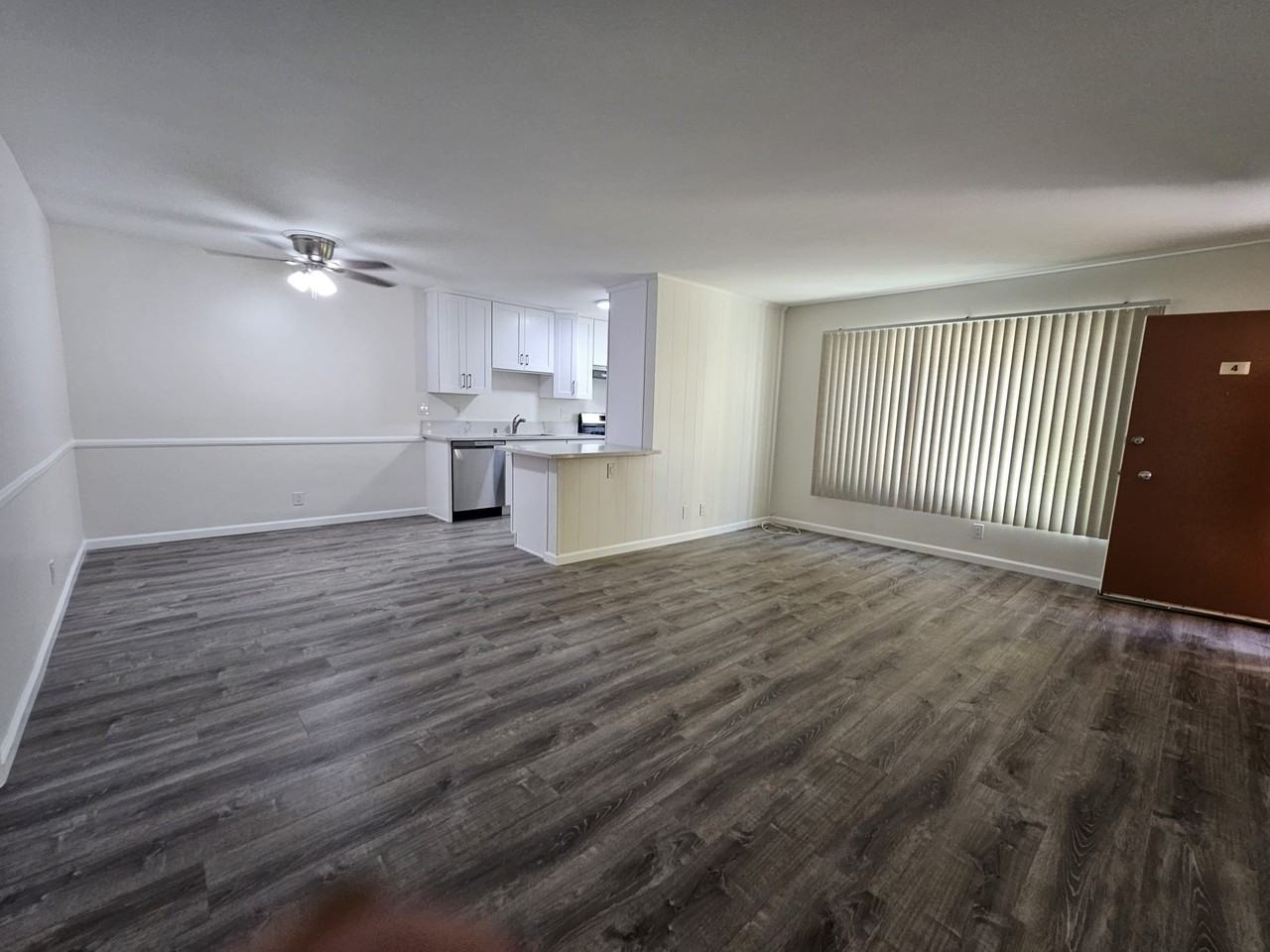 5430 Corteen Pl #4