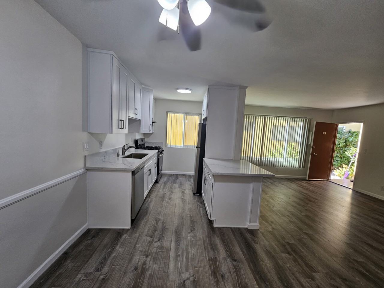 5430 Corteen Pl #4 - Photo 2 of 16