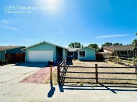 featured image of 1055 Pinewood Dr