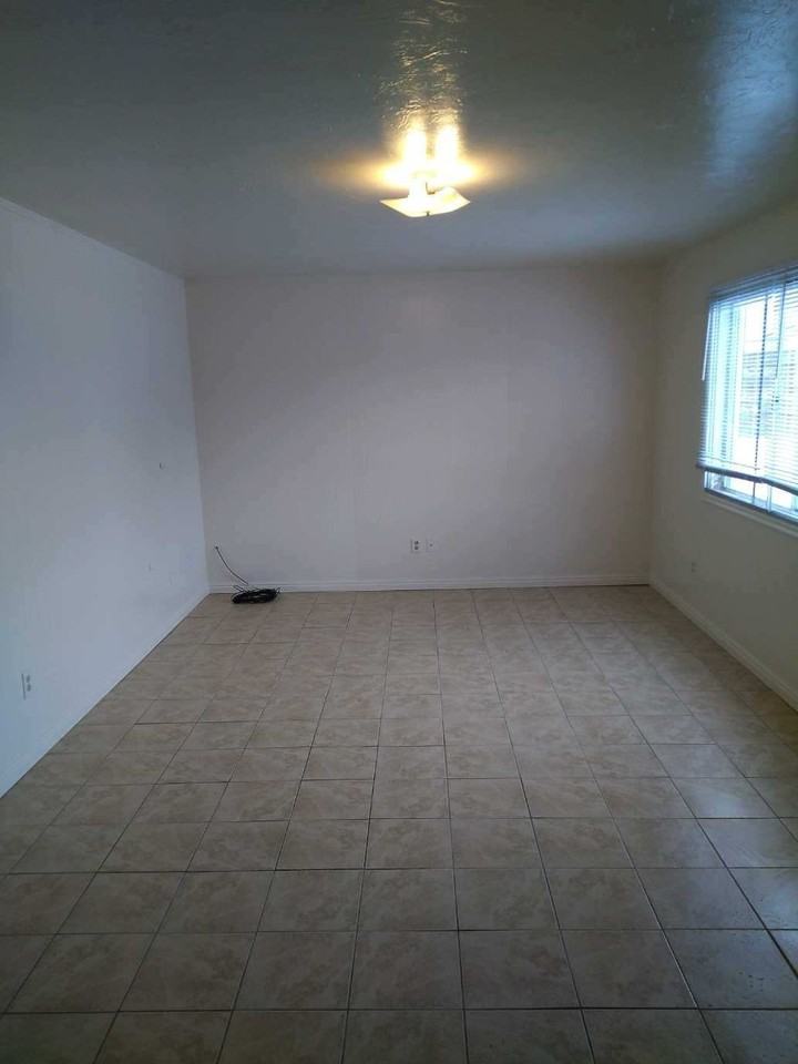 81 Southwest #4 - Photo 4 of 7