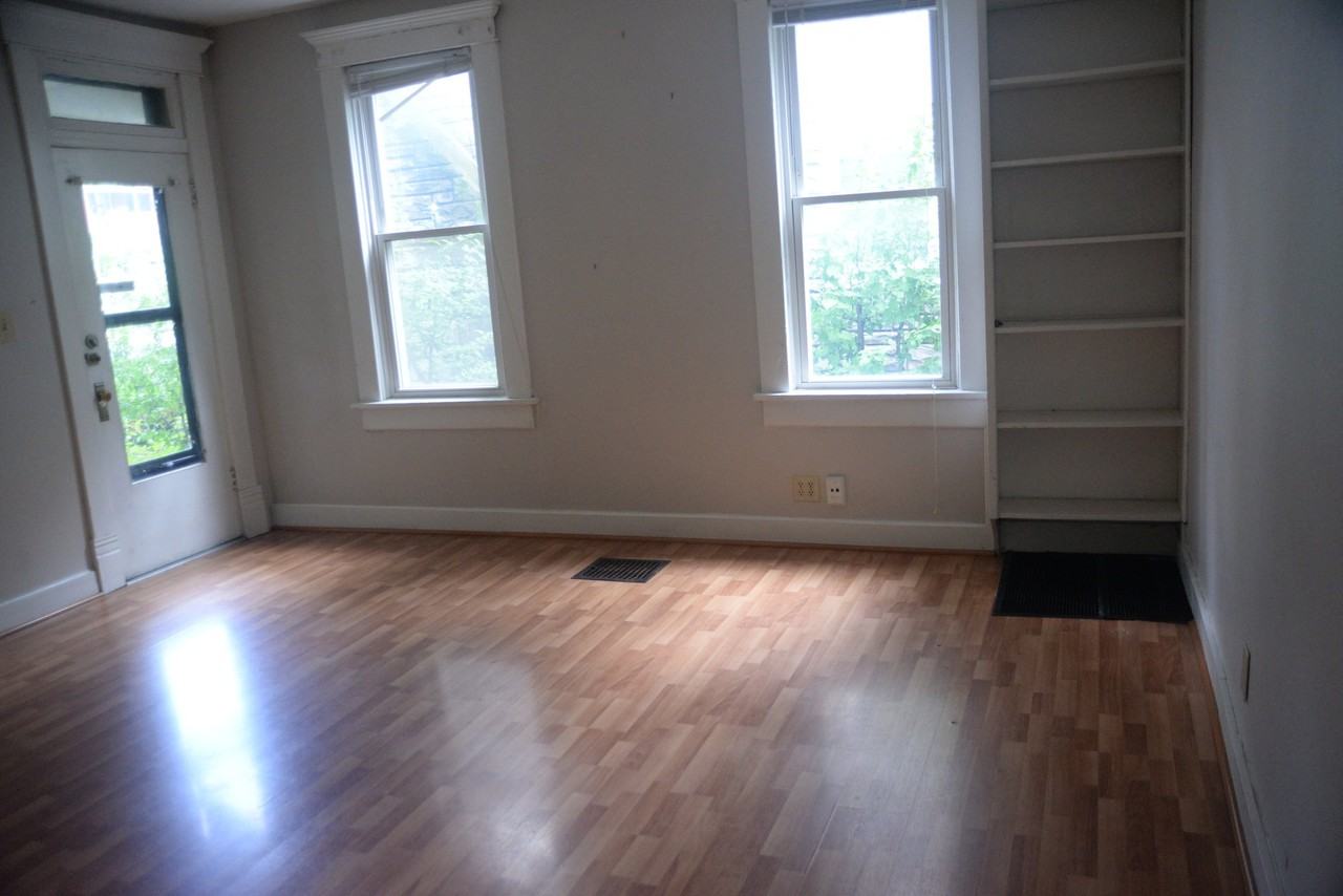197 E Patterson Ave - Photo 2 of 13