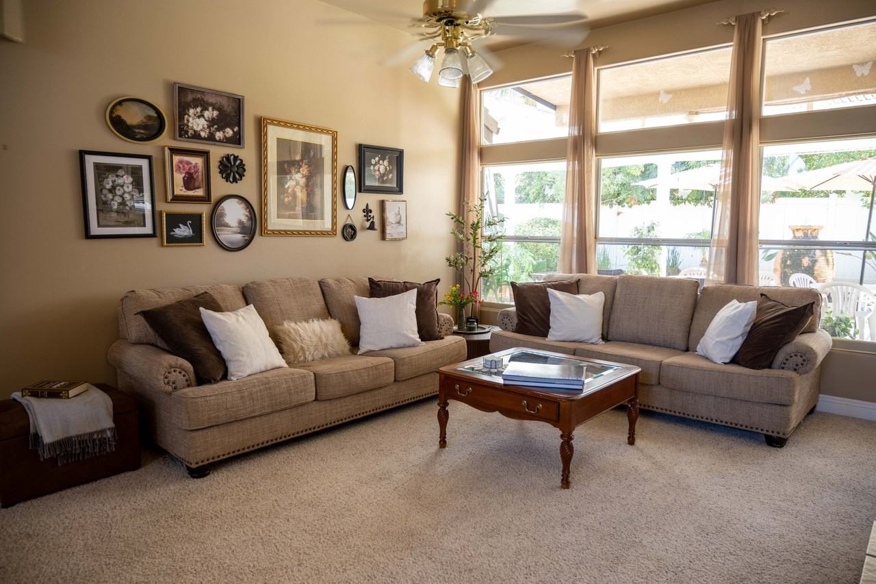 11009 Lakewood Ct - Photo 6 of 17