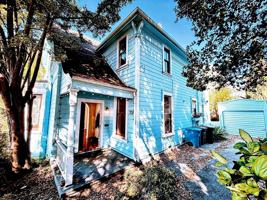 featured image of 708 York St