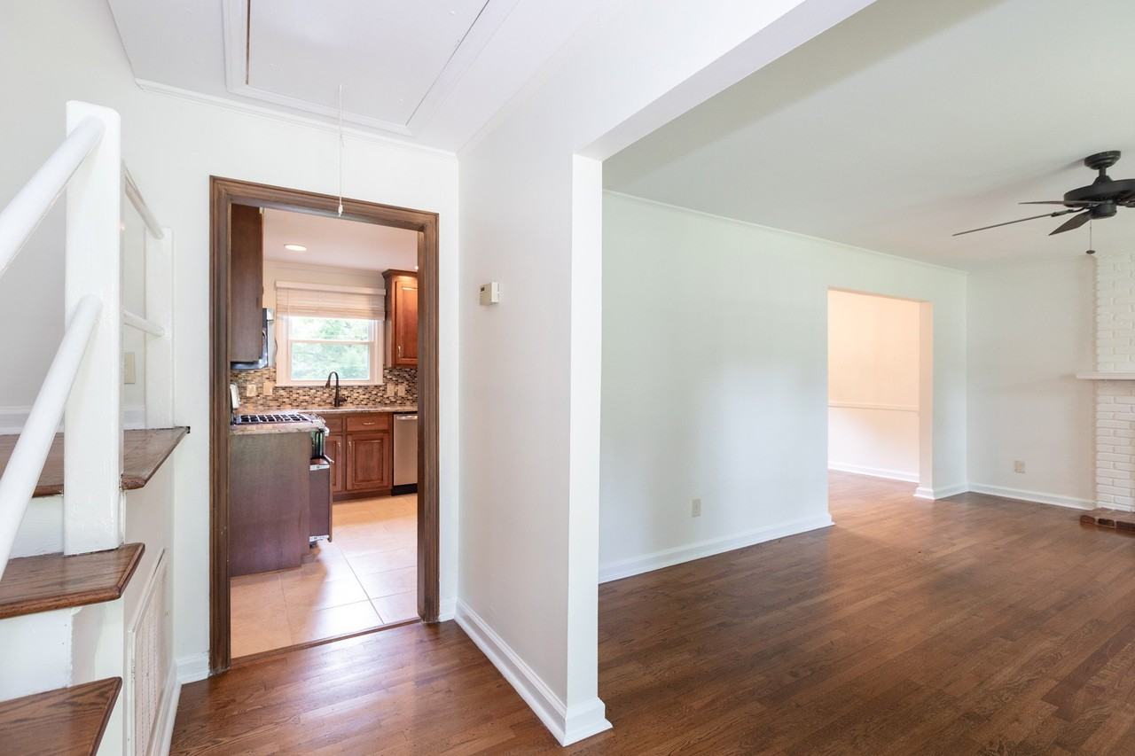5839 Wedgewood Dr - Photo 2 of 24