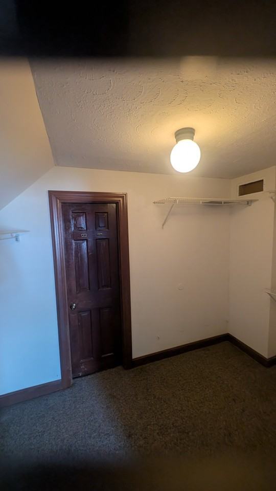 7963 Pleasant Valley Rd - Photo 6 of 7