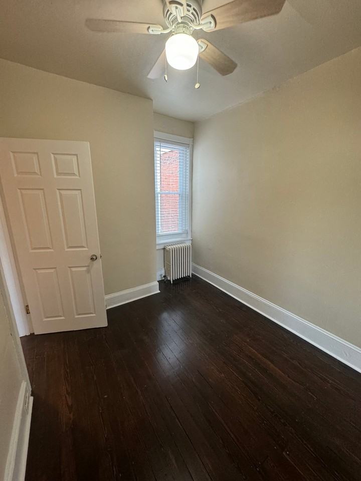 1917 Dudley St - Photo 3 of 13