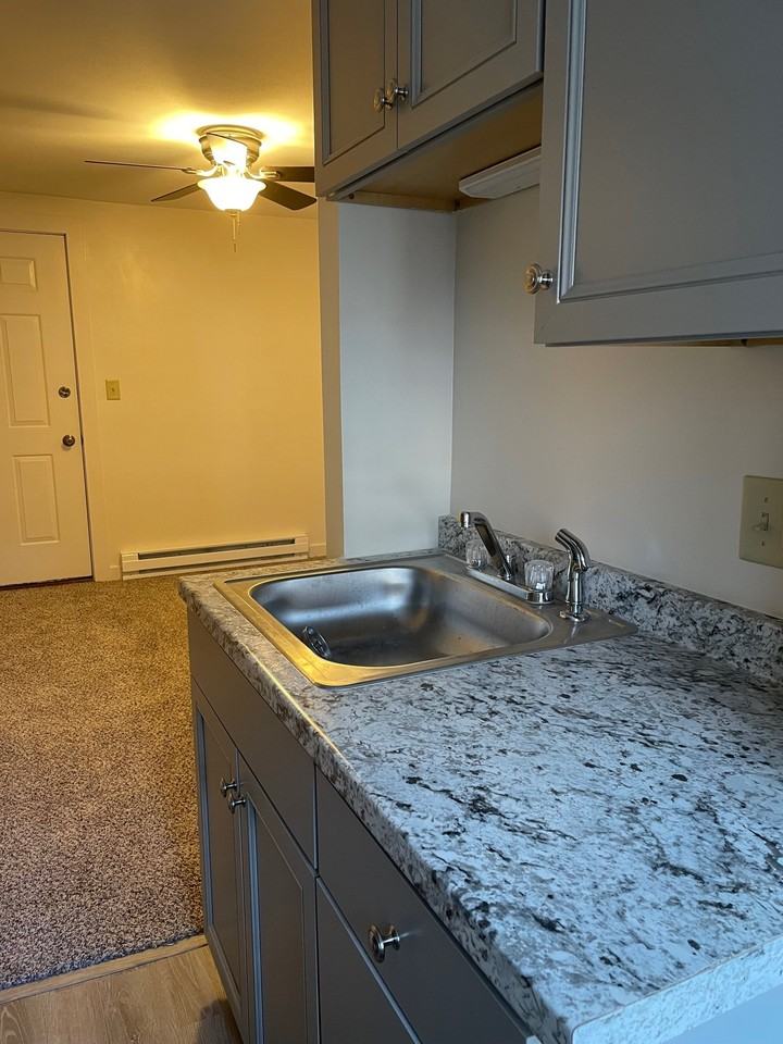 282 Middle St #9 - Photo 3 of 11