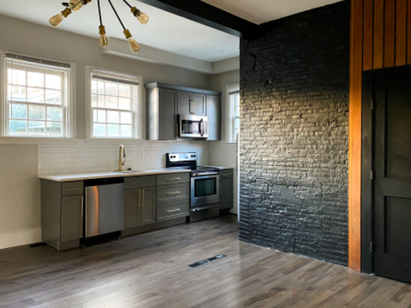 185 Broadway - Photo 5 of 11