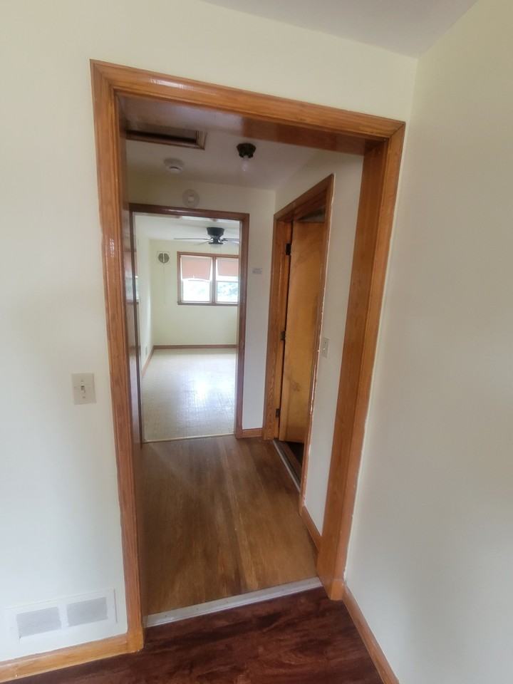 6807B Fairdel Ave - Photo 2 of 11