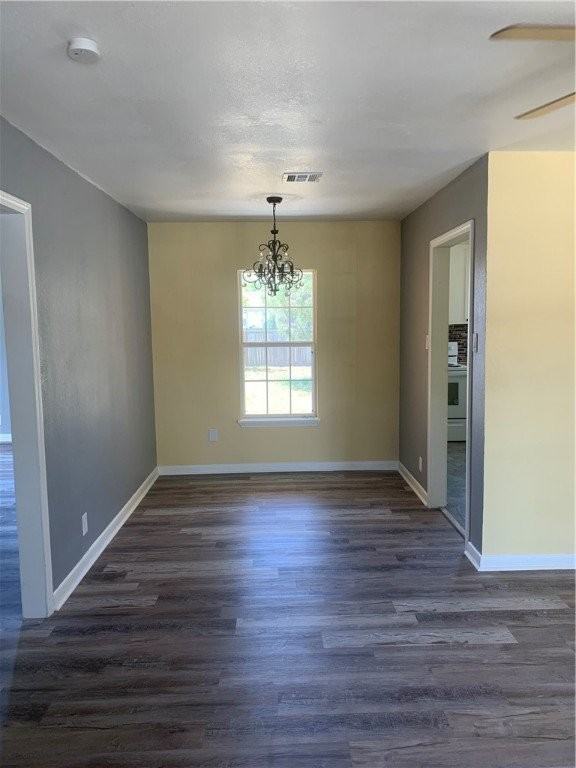 913 Azalea Dr - Photo 2 of 11