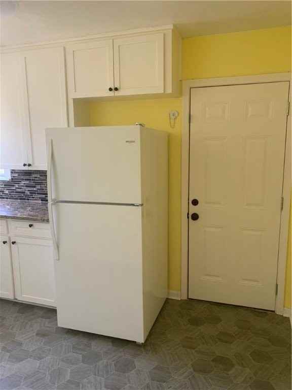 913 Azalea Dr - Photo 4 of 11