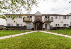 822 Edgebrook Dr - Photo 1 of 1