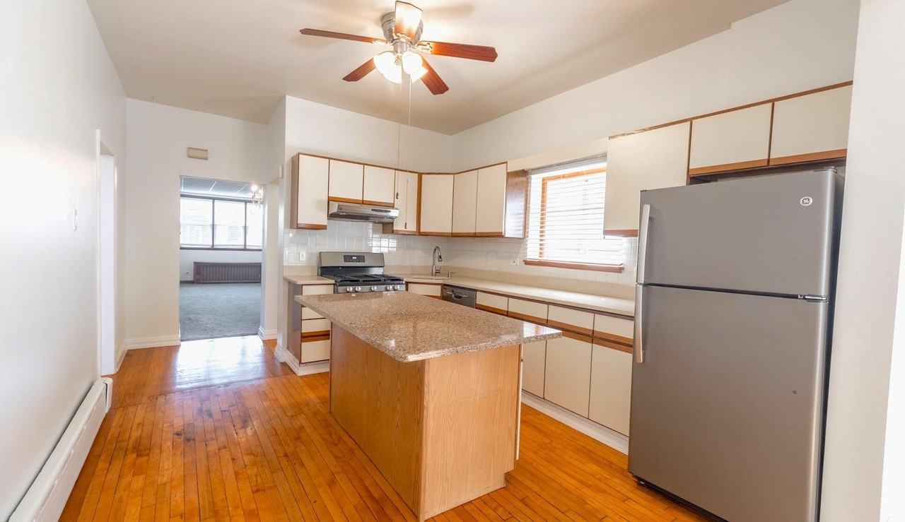 2938 S Loomis St #1 - Photo 3 of 14