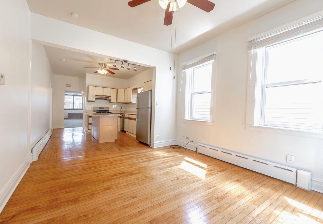 2938 S Loomis St #1 - Photo 4 of 14