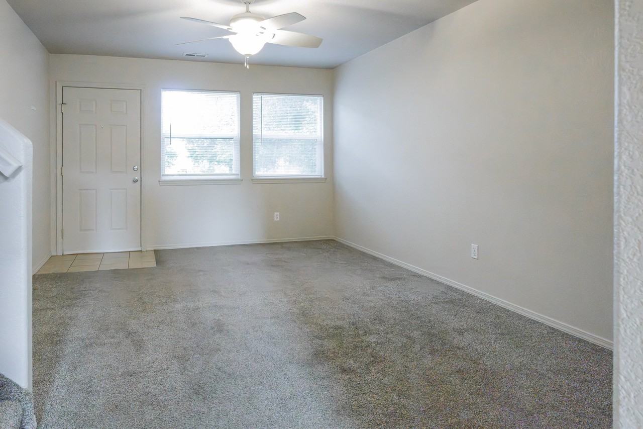 1248 Nichols Blvd. Colorado Springs, Co #C - Photo 3 of 19