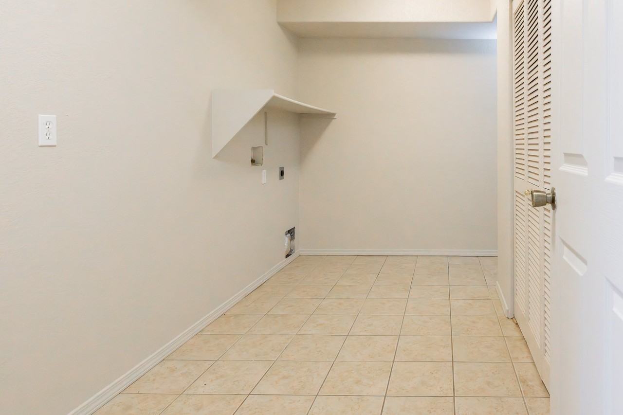 1248 Nichols Blvd. Colorado Springs, Co #C - Photo 5 of 19