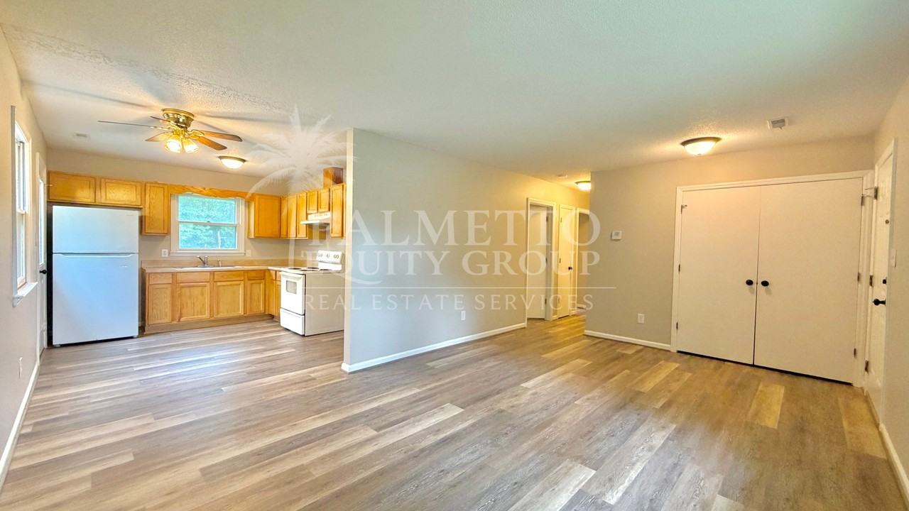 116 Boles St #A - Photo 2 of 11