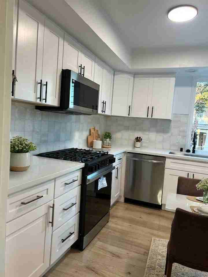 1932 Magnolia Ave #1932 - Photo 4 of 14