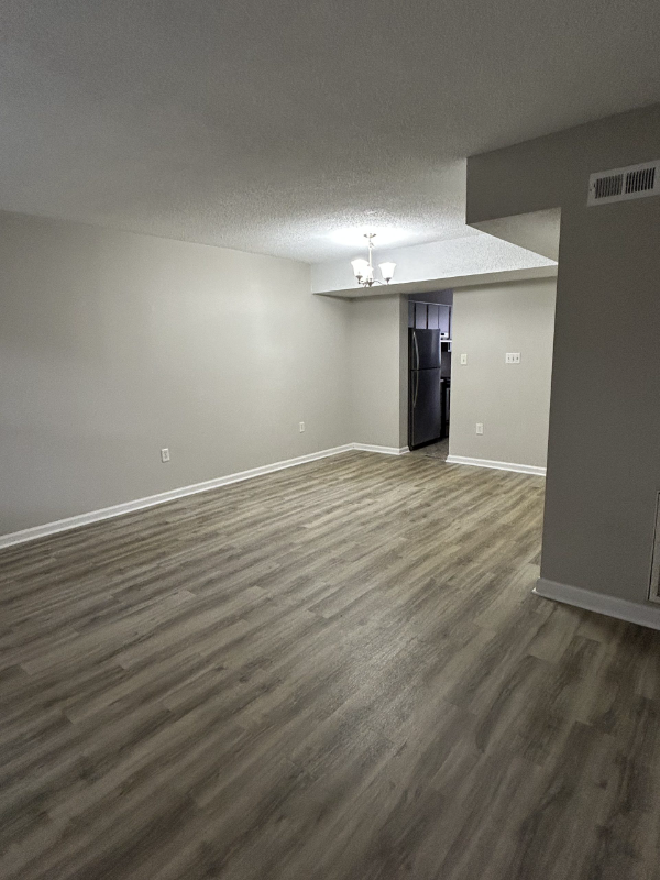 101 David Dr #B9 - Photo 3 of 14