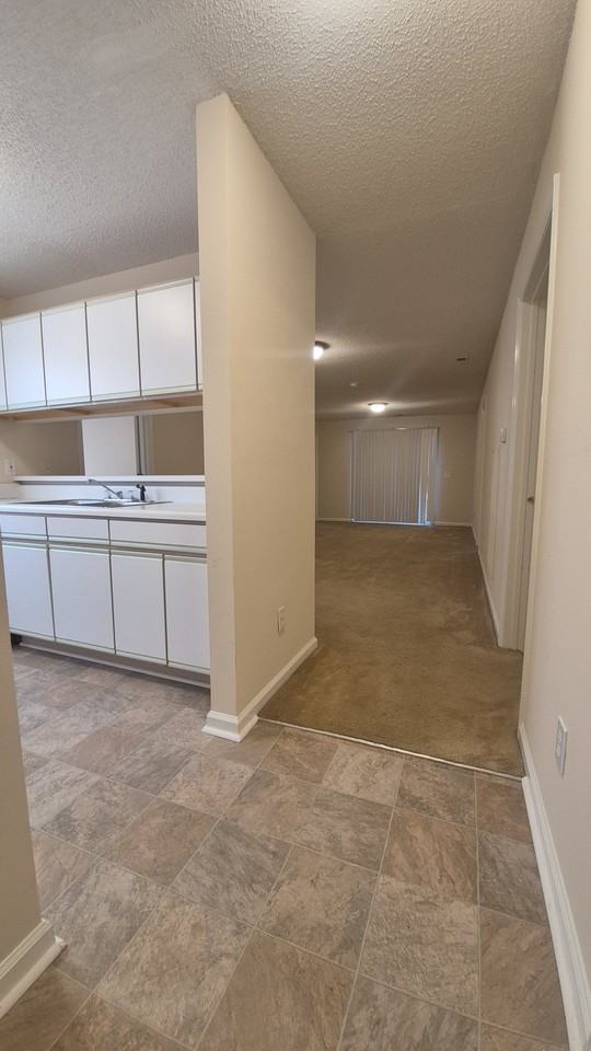 320 Brownlea Dr #2D - Photo 6 of 11