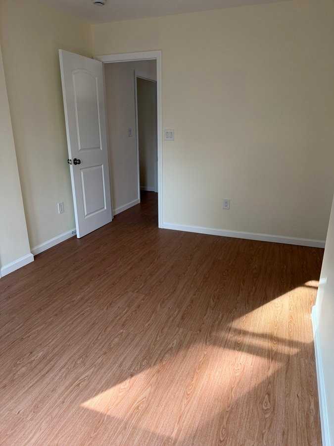 10825 171st St #FL1 - Photo 6 of 13