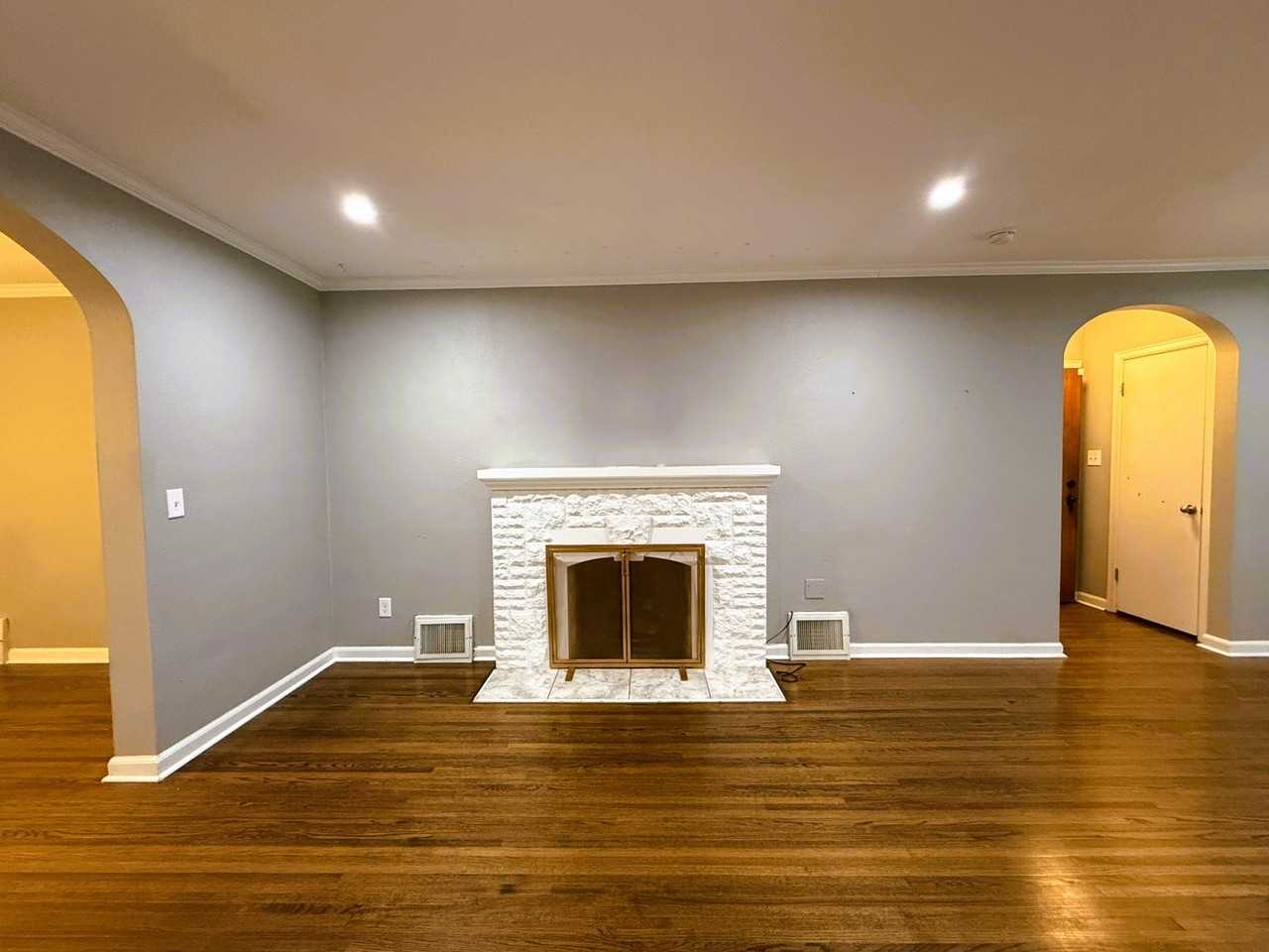 514 S Crestway St - Photo 5 of 20