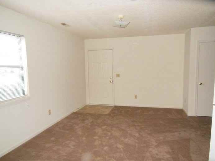 2651 Macgregor Downs Rd #A - Photo 4 of 10