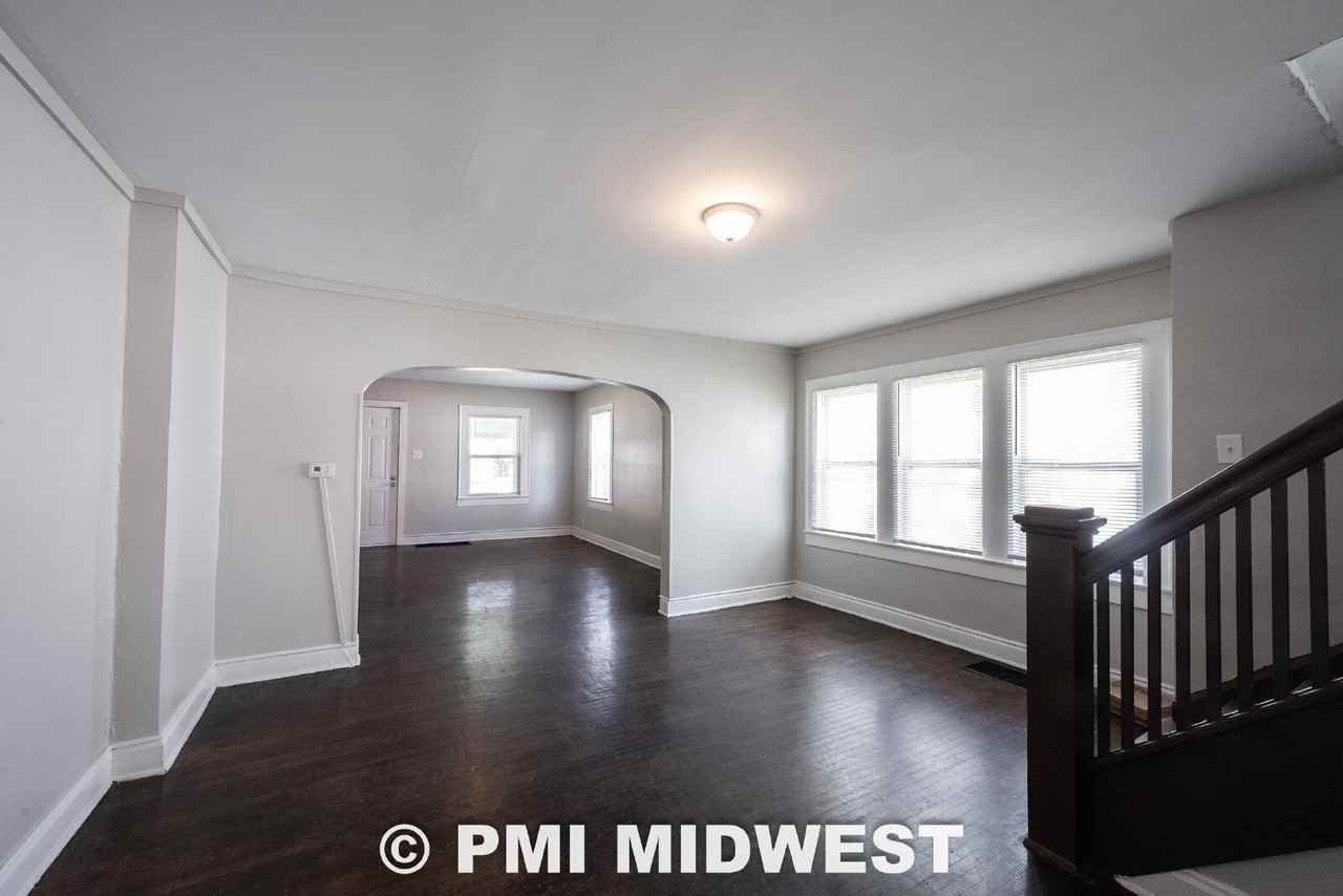 3139 Guilford Ave - Photo 7 of 27